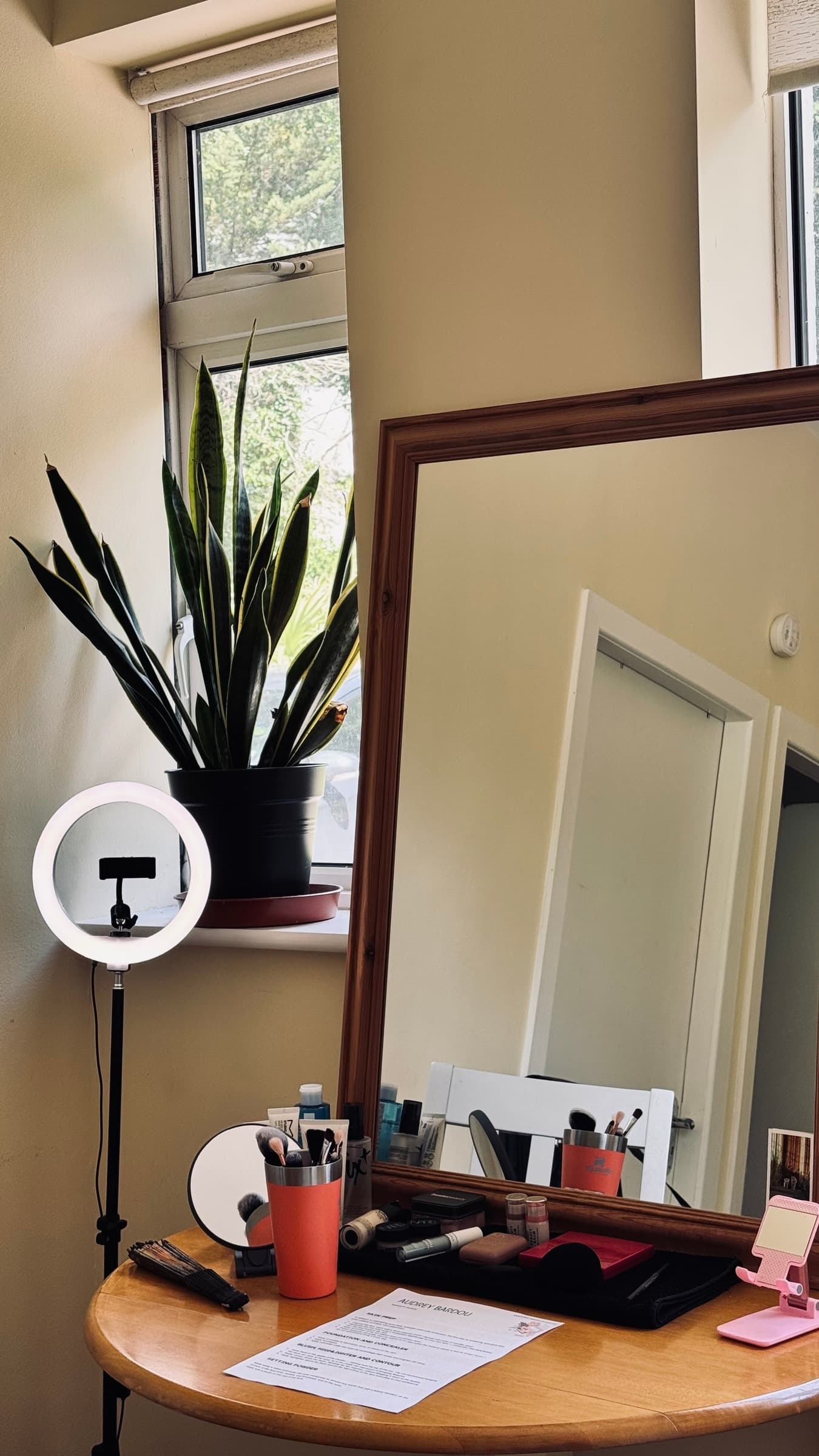 Isadora Carvalho's makeup station
